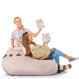 gund super jumbo pusheen